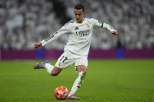 记者：巴斯克斯、埃默森被推荐给贝西克塔斯，已提交技术团队评估