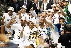 马努谈GDP最后一冠：那年我们格外珍惜每次进攻 深知天赋不及热火